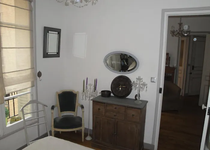 Apartament Almeria Garden Paryż