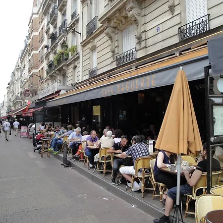 Almeria Garden Paris