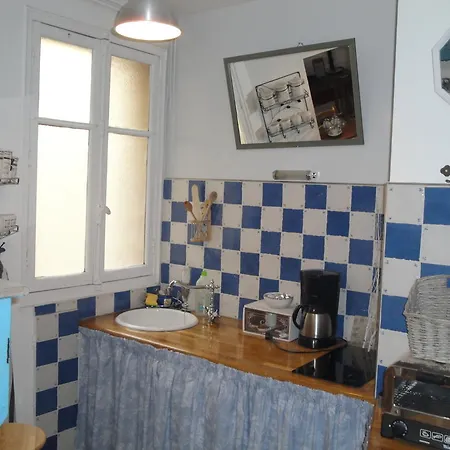 Apartment Almeria Garden Paris